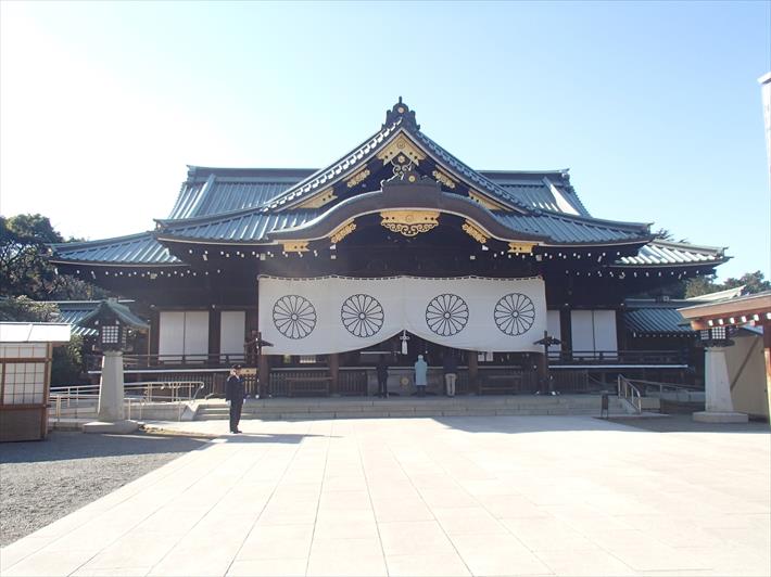 靖国神社の拝殿