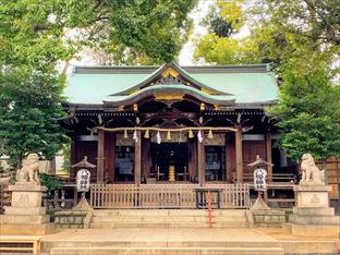 中目黒八幡神社の社殿