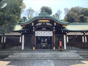 白金氷川神社の社殿