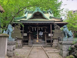 寄木神社の社殿