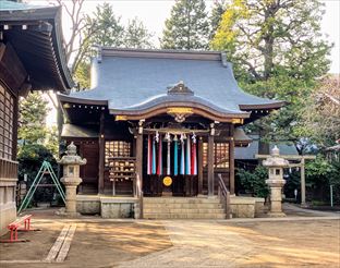 月見岡八幡神社の社殿