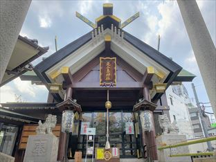 元三島神社の社殿