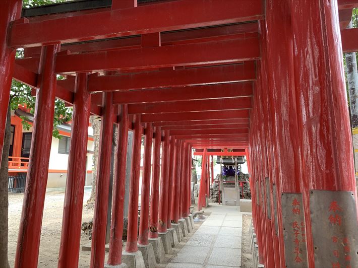威徳稲荷神社