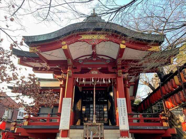 茶ノ木稲荷神社の拝殿