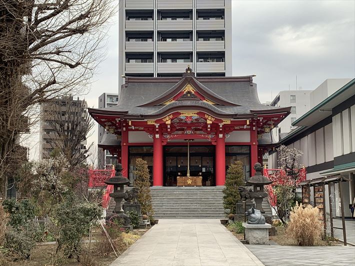 成子天神社の社殿